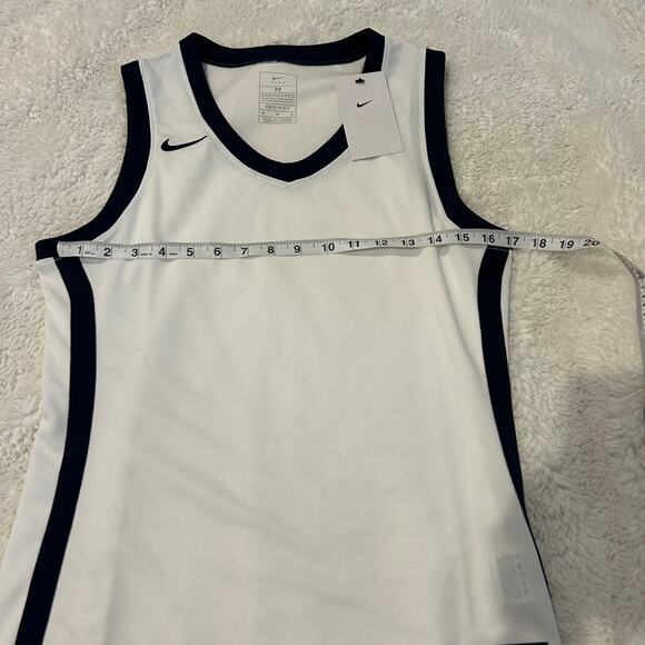 Nike NWT Womens White/Navy Sleeveless Basketball Shirt Size Medium - Picture 3 of 7